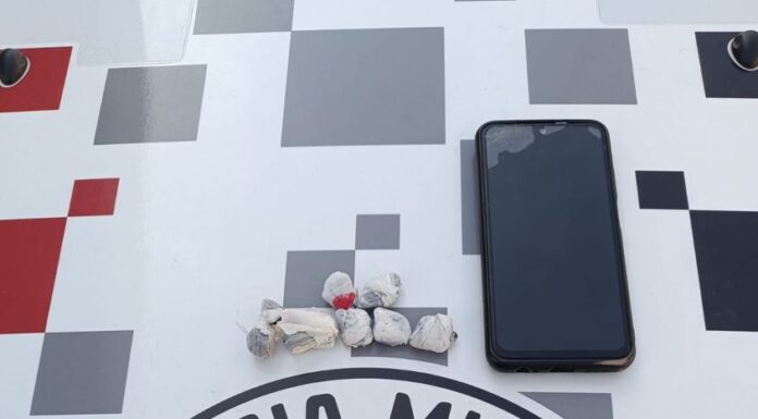 Motociclista é preso por tráfico pela PM em Ouro Verde