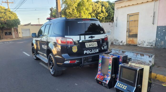 Polícia Civil apreende mais 5 máquinas caça-níqueis e equipamento de vídeo bingo em bares de Dracena