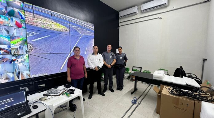 Novo comandante do 25º BPM-I visita chefe do Executivo e conhece sistema de monitoramento de câmeras