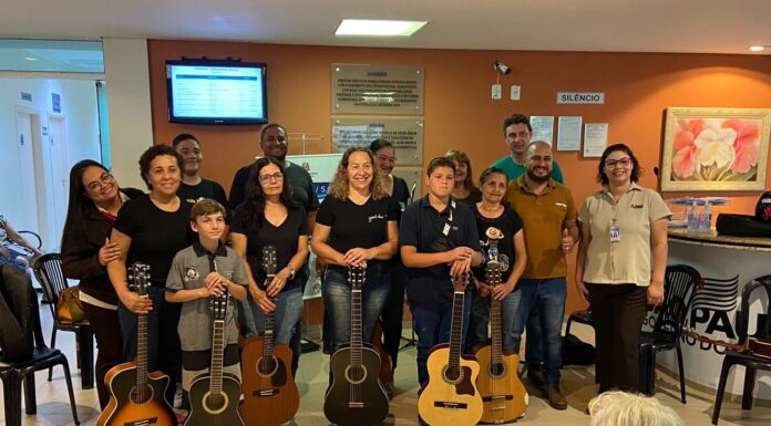 Projeto Culturando realiza apresentação para pacientes do AME
