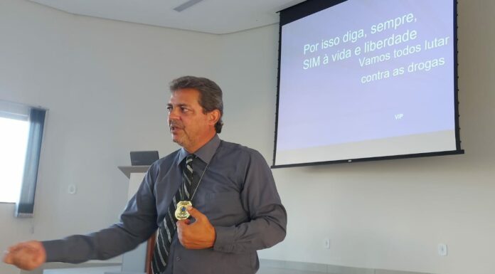 Delegado faz palestra sobre prevenção ao uso de drogas em instituição de Adamantina