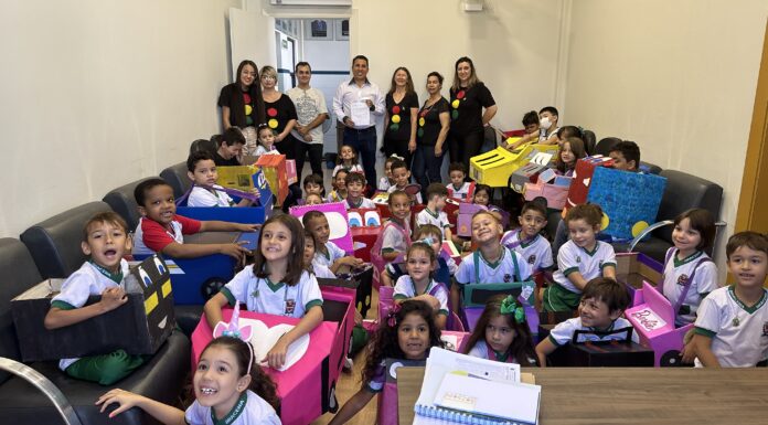 Alunos da Emefi João Vendramini participam do projeto Educação Viária e visitam prefeito André