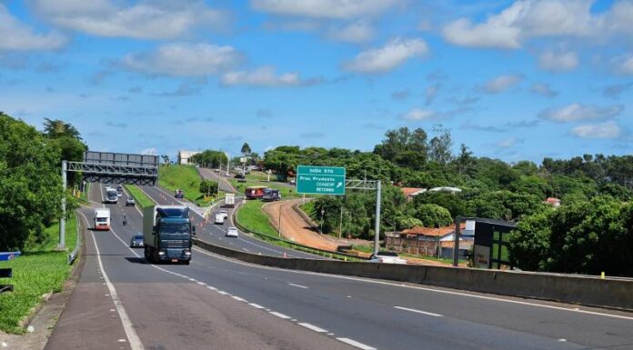 Motociclista de 24 anos morre em acidente na SP-270 em Presidente Prudente