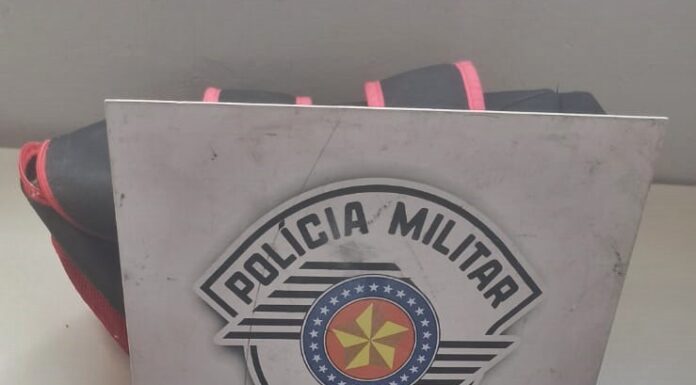 PM localiza armas de fogo em apartamento desocupado em Prudente