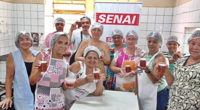 Curso de fabricação de geleias e doces é concluído em Junqueirópolis