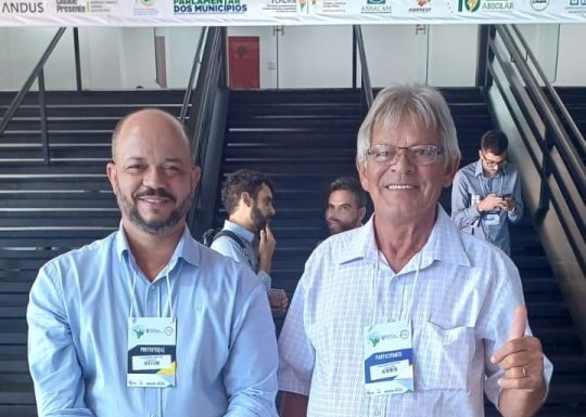 Prefeito Dinei da Banda participa de Encontro Nacional dos Municípios em Brasília
