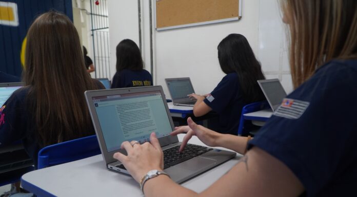Alunos da região de Presidente Prudente terão apoio de inteligência artificial para melhorar redação