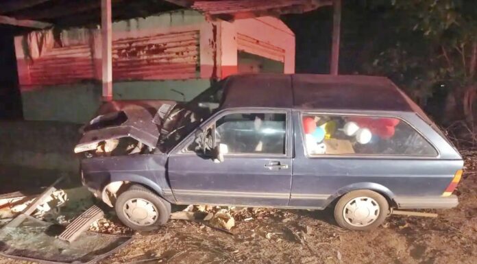Acidente deixa casal e criança feridos em Flórida Paulista