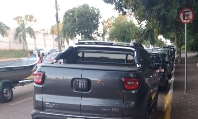 Veículo furtado no estado do Paraná é localizado pela PM em Rosana