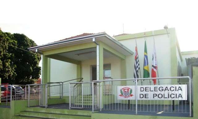 Homem é preso por descumprir medida protetiva e furtar mãe idosa em Iepê