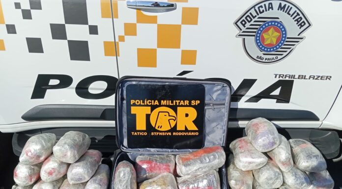 Polícia Rodoviária apreende mais de 26 quilos de skank na SP-270 em Presidente Venceslau