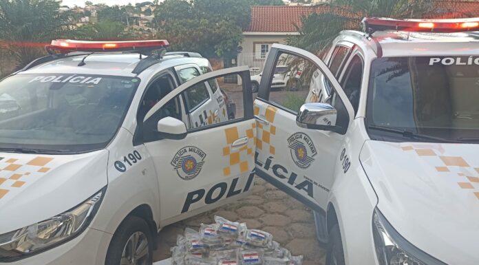 Casal é preso com mais de 30 quilos de haxixe na SP-272 em Pirapozinho