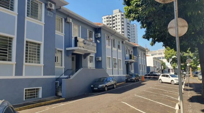 Idoso de 68 anos é preso por esfaquear homem após discussão de trânsito em Presidente Prudente