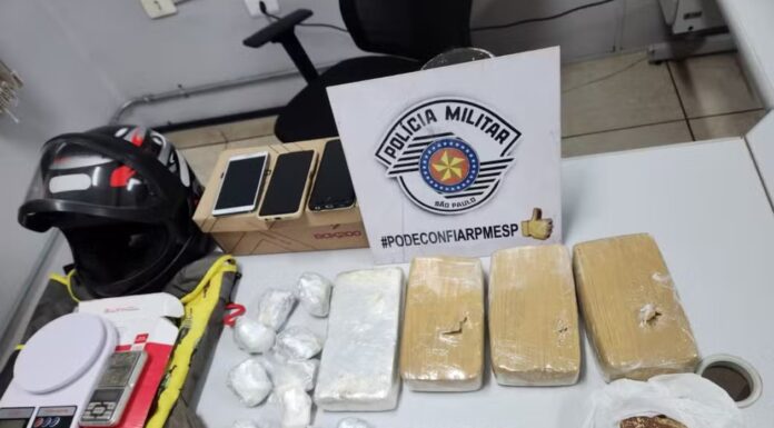Homem tenta se esconder em matagal e acaba preso por tráfico de drogas com tabletes de cocaína e crack, em Presidente Prudente