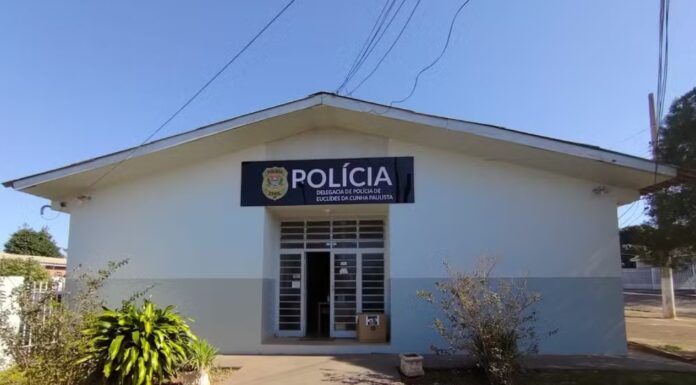 Jovem de 18 anos é preso suspeito de torturar a própria filha recém-nascida, em Euclides da Cunha Paulista