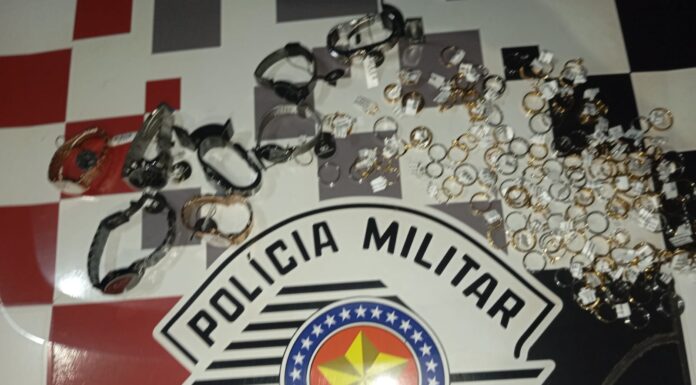 POLÍCIA MILITAR EM DRACENA AGE RAPIDAMENTE E PRENDE HOMEM POR FURTO RECUPERANDO JÓIAS