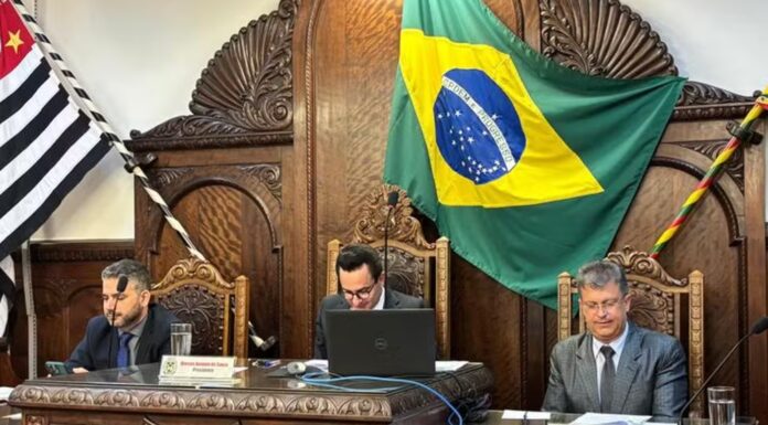Câmara instaura CEI para apurar supostos desvios de doações do Fundo Social de Bauru para igreja ligada à família da prefeita