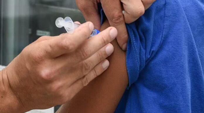 Botucatu começa a vacinar crianças e adolescentes contra a dengue