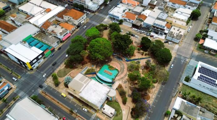 Feira de Empregabilidade oferece oportunidades no setor de transportes em Adamantina