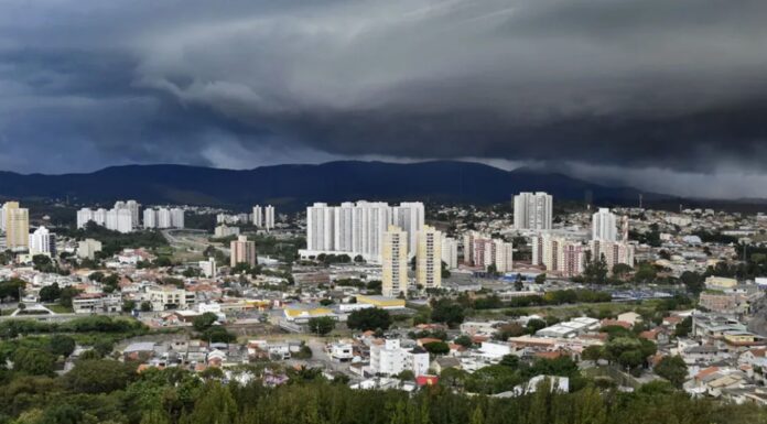 Mudança de tempo no interior de SP deve causar chuva forte, rajadas de vento e até granizo, alerta Defesa Civil
