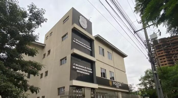Irmãos são presos suspeitos de agredir e atirar contra clientes de bar após discussão em Presidente Prudente
