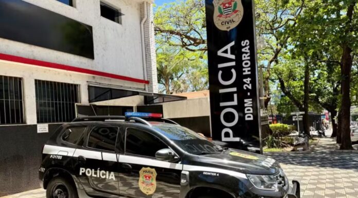 Professor investigado por assédio não comparece ao depoimento na DDM em Bauru