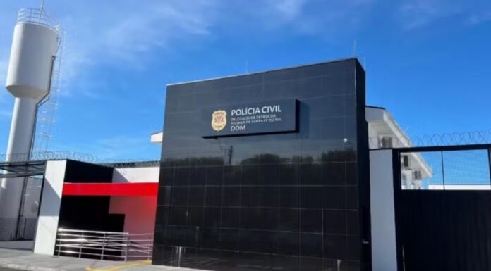 Entregador é preso suspeito de mostrar órgão genital para criança que atendeu ao portão