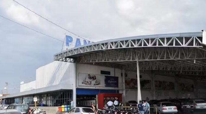 Jovem é presa após furtar picanha e contrafilé em supermercado de Bauru