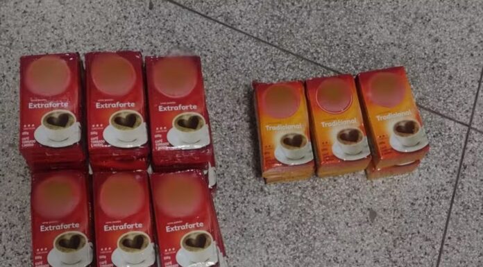 Após ‘perder tudo’ em jogos de aposta, homem finge ser funcionário de mercado e tenta roubar pacotes de café no interior de SP