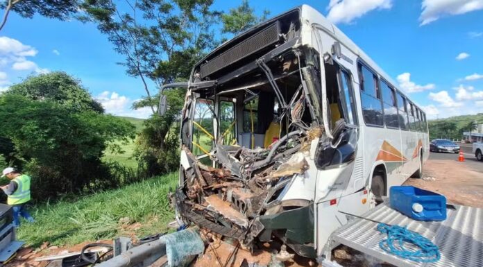 Vítimas de acidente na Rodovia Raposo Tavares recebem alta hospitalar
