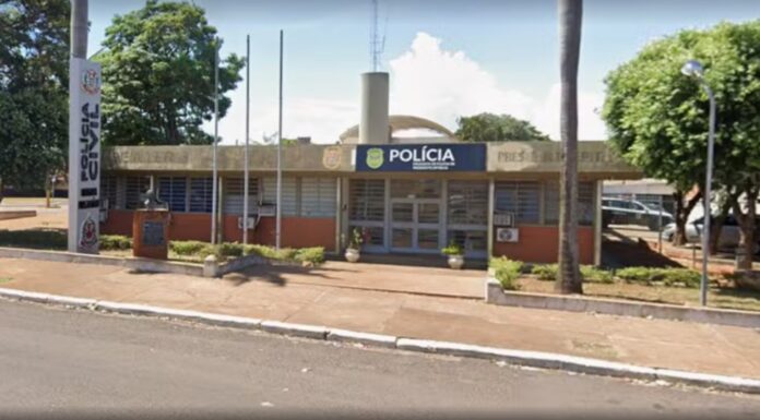 Pai atira em filho após discussão por supostas agressões contra cachorro da família